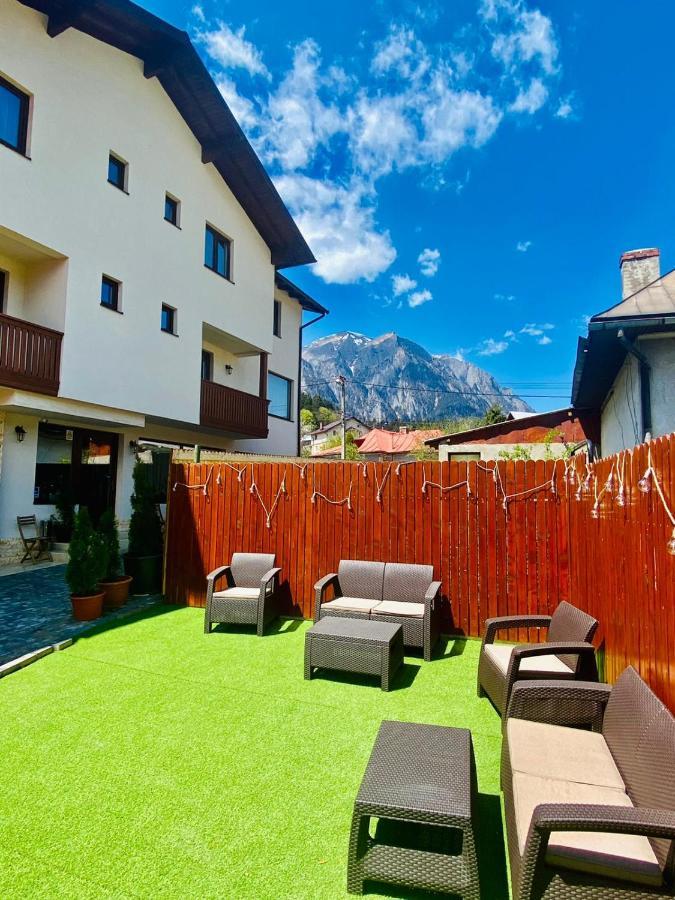 Bed and Breakfast Casa Ankeli Буштени Экстерьер фото