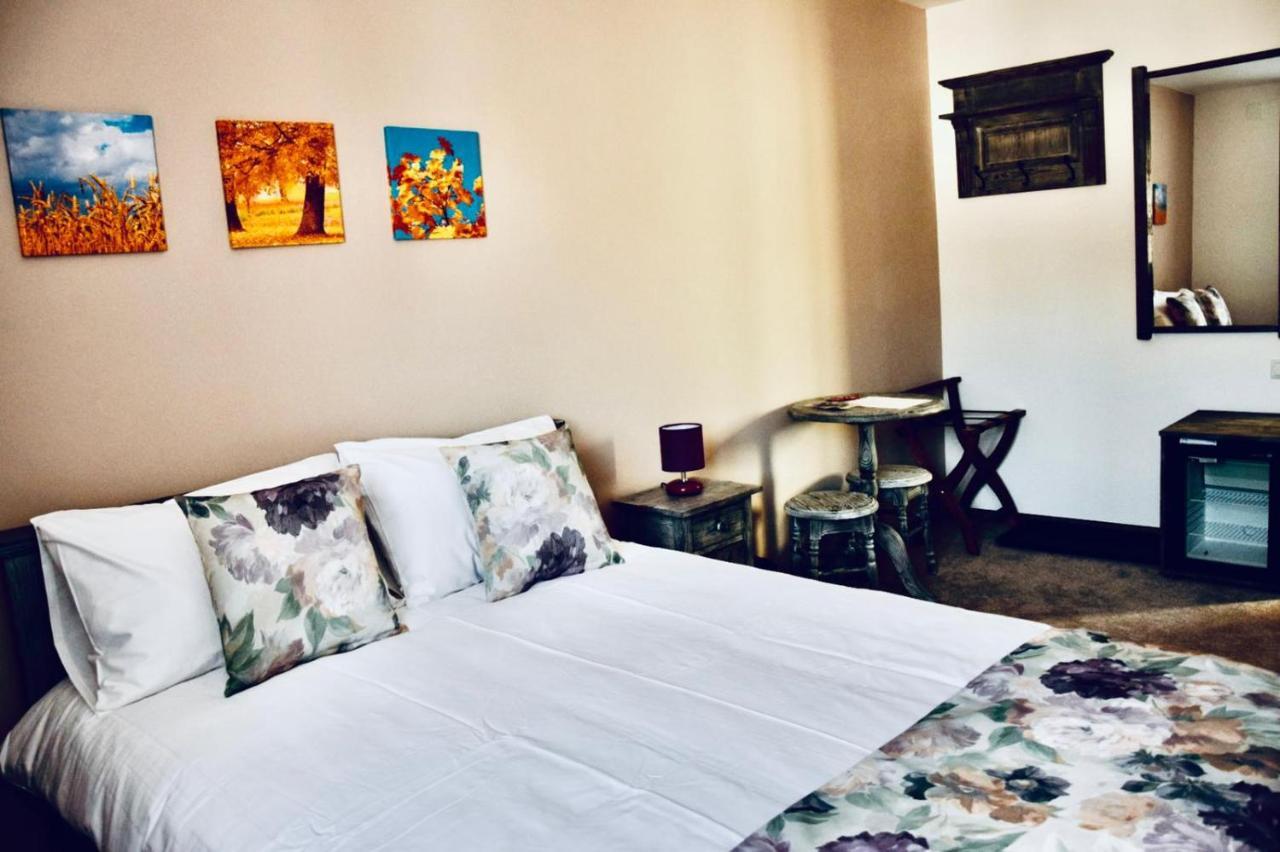 Bed and Breakfast Casa Ankeli Буштени Экстерьер фото